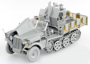 Sd.Kfz.10/5 fur 2cm FlaK 38 - DRAGON 6676