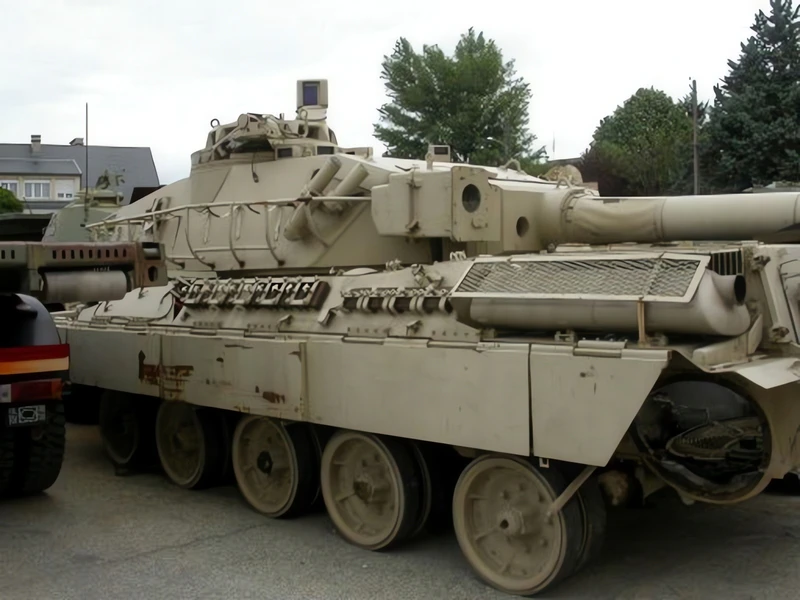 AMX-32