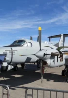 比奇克拉夫特 RC-12N 护栏