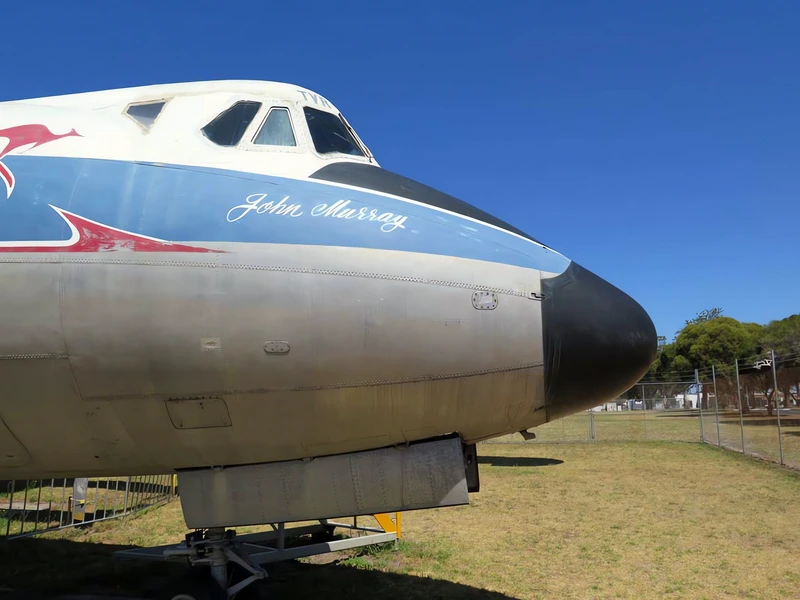 Vickers Viscount V.818