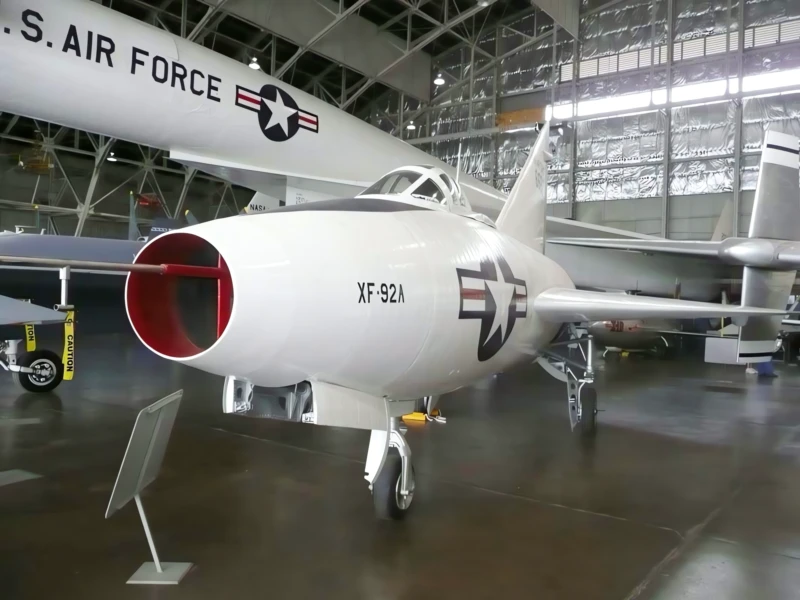 Dardo Convair XF-92A