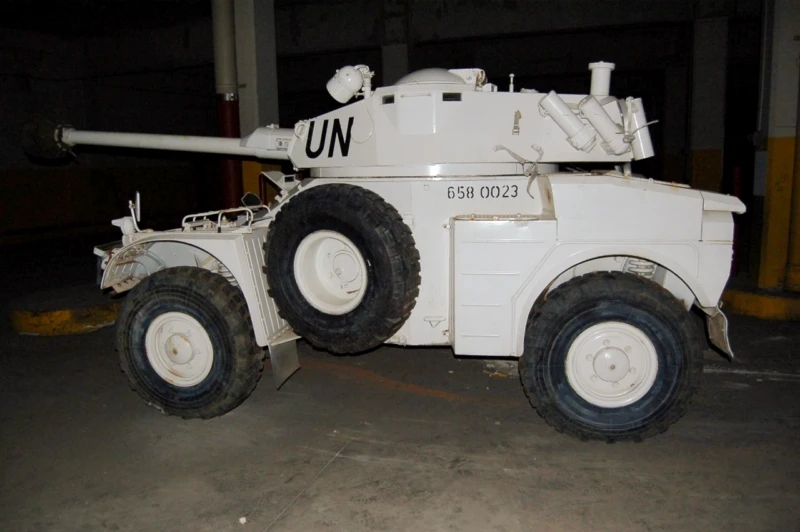 Panhard AML-90