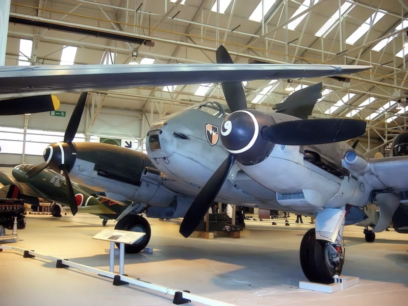 Messerschmitt Me 410 - 写真&ビデオ - NET-MAQUETTES