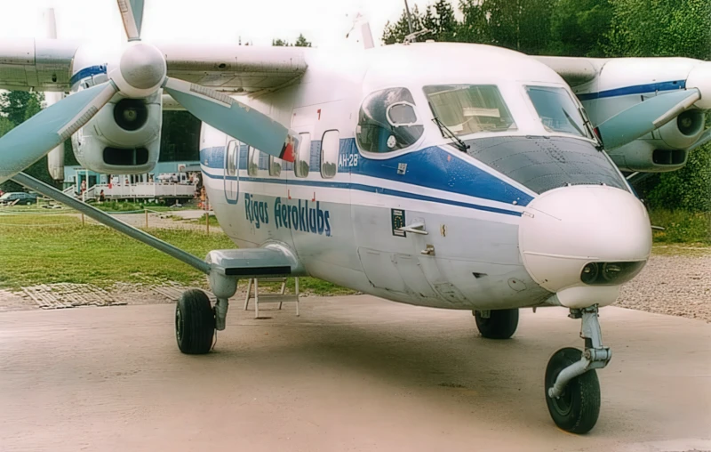 Antonov An-28